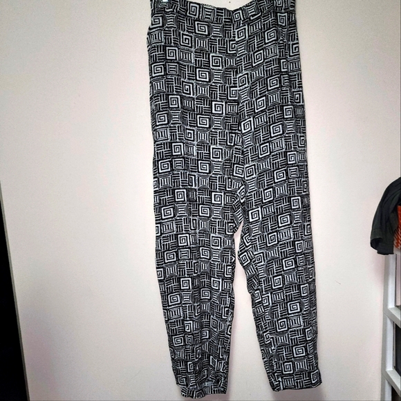 Woman Within Black & White Rayon Pattern Pants 34W NWOT - Picture 2 of 11